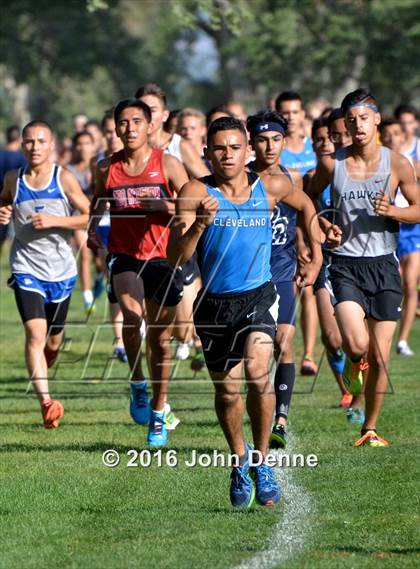 Thumbnail 3 in UNM Invitational photogallery.