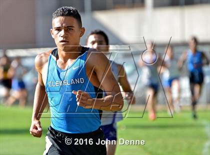 Thumbnail 1 in UNM Invitational photogallery.