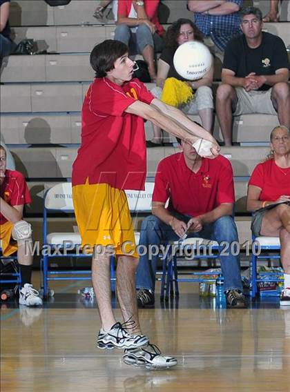 Thumbnail 2 in Mt. Carmel vs. Mira Costa (CIF SoCal D2 Volleyball Final) photogallery.