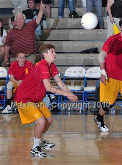 Thumbnail 3 in Mt. Carmel vs. Mira Costa (CIF SoCal D2 Volleyball Final) photogallery.