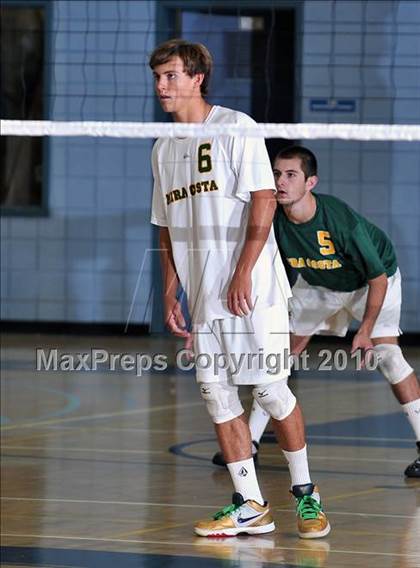 Thumbnail 2 in Mt. Carmel vs. Mira Costa (CIF SoCal D2 Volleyball Final) photogallery.
