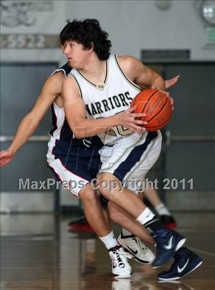 Thumbnail 2 in Central Valley vs. Del Norte (Hornet Classic Tournament) photogallery.