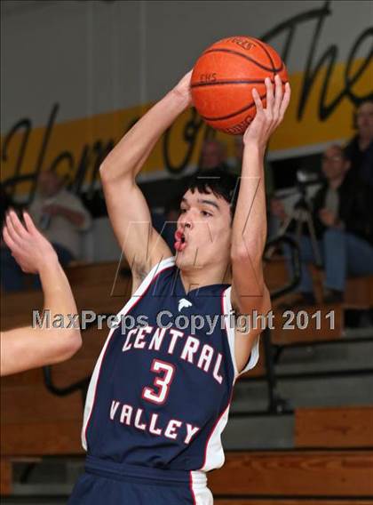Thumbnail 1 in Central Valley vs. Del Norte (Hornet Classic Tournament) photogallery.