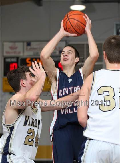 Thumbnail 1 in Central Valley vs. Del Norte (Hornet Classic Tournament) photogallery.