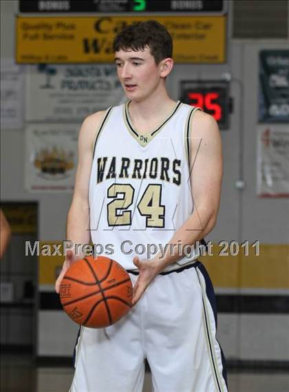 Thumbnail 2 in Central Valley vs. Del Norte (Hornet Classic Tournament) photogallery.
