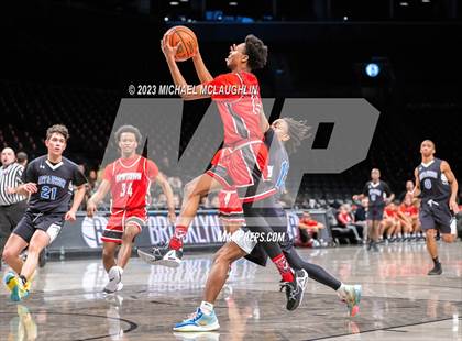 Thumbnail 1 in Art & Design vs. Newtown (Barclays Center) photogallery.