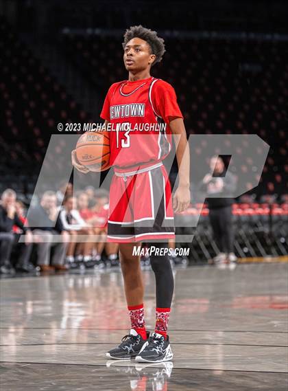 Thumbnail 2 in Art & Design vs. Newtown (Barclays Center) photogallery.