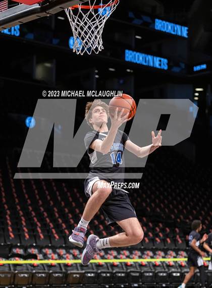 Thumbnail 2 in Art & Design vs. Newtown (Barclays Center) photogallery.