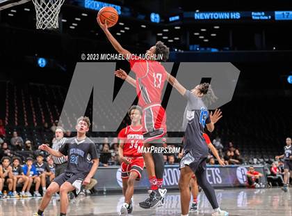 Thumbnail 3 in Art & Design vs. Newtown (Barclays Center) photogallery.