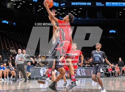 Thumbnail 1 in Art & Design vs. Newtown (Barclays Center) photogallery.