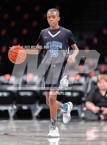 Thumbnail 3 in Art & Design vs. Newtown (Barclays Center) photogallery.