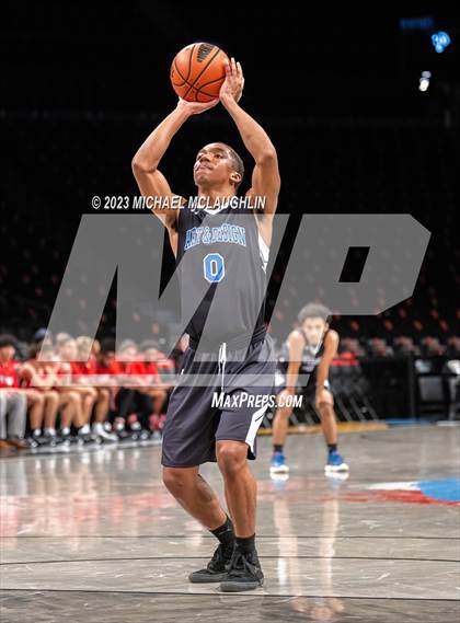 Thumbnail 1 in Art & Design vs. Newtown (Barclays Center) photogallery.