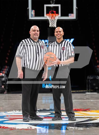 Thumbnail 2 in Art & Design vs. Newtown (Barclays Center) photogallery.