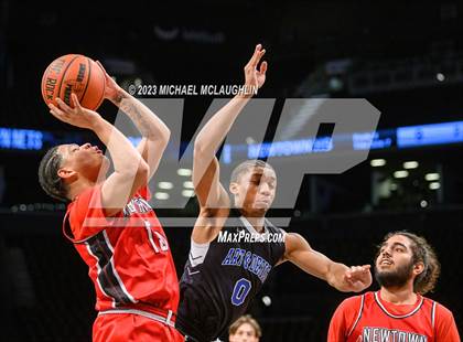 Thumbnail 2 in Art & Design vs. Newtown (Barclays Center) photogallery.