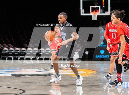 Thumbnail 2 in Art & Design vs. Newtown (Barclays Center) photogallery.