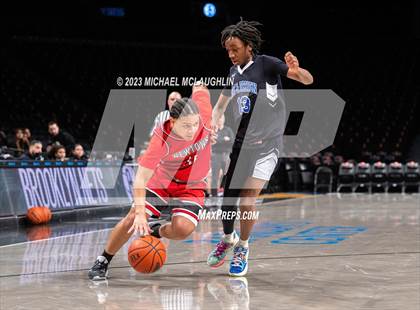 Thumbnail 2 in Art & Design vs. Newtown (Barclays Center) photogallery.