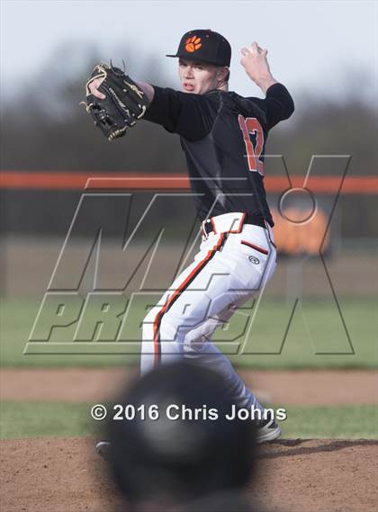 Thumbnail 2 in Wheaton-Warrenville South @ Waterloo photogallery.