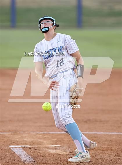 Thumbnail 3 in Buchanan vs. Clovis North (CIFCS - Division 1 Championship) photogallery.