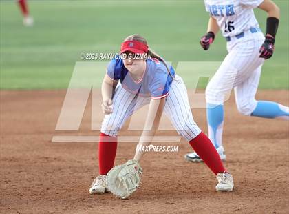 Thumbnail 1 in Buchanan vs. Clovis North (CIFCS - Division 1 Championship) photogallery.