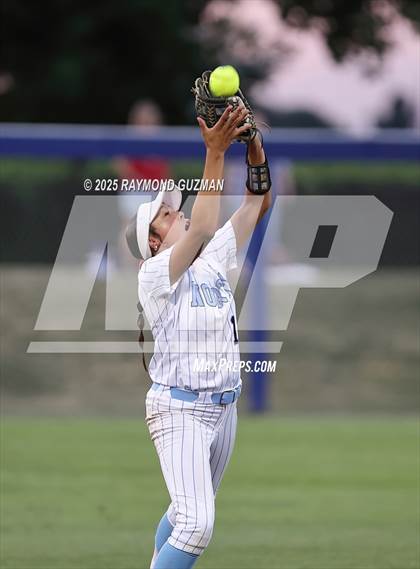 Thumbnail 3 in Buchanan vs. Clovis North (CIFCS - Division 1 Championship) photogallery.