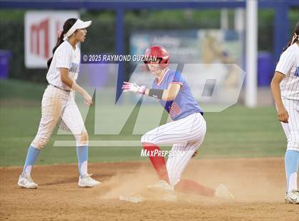 Thumbnail 3 in Buchanan vs. Clovis North (CIFCS - Division 1 Championship) photogallery.