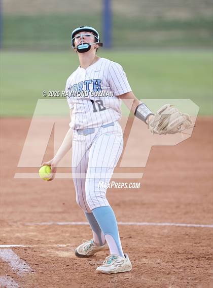 Thumbnail 2 in Buchanan vs. Clovis North (CIFCS - Division 1 Championship) photogallery.