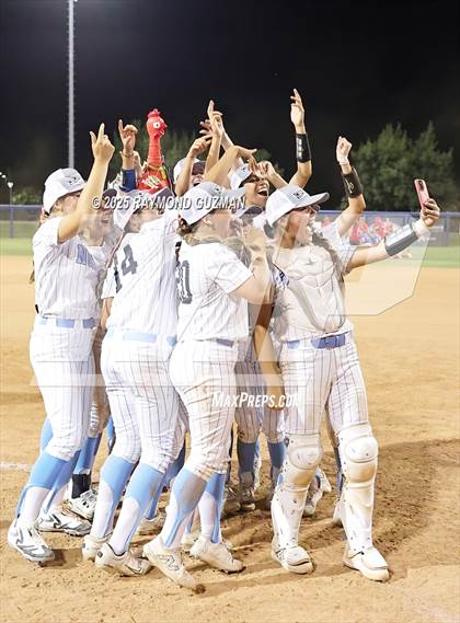 Thumbnail 2 in Buchanan vs. Clovis North (CIFCS - Division 1 Championship) photogallery.