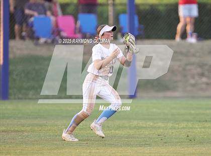 Thumbnail 3 in Buchanan vs. Clovis North (CIFCS - Division 1 Championship) photogallery.