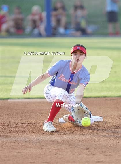 Thumbnail 3 in Buchanan vs. Clovis North (CIFCS - Division 1 Championship) photogallery.