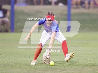 Thumbnail 3 in Buchanan vs. Clovis North (CIFCS - Division 1 Championship) photogallery.