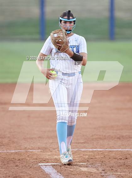 Thumbnail 1 in Buchanan vs. Clovis North (CIFCS - Division 1 Championship) photogallery.