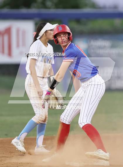 Thumbnail 3 in Buchanan vs. Clovis North (CIFCS - Division 1 Championship) photogallery.