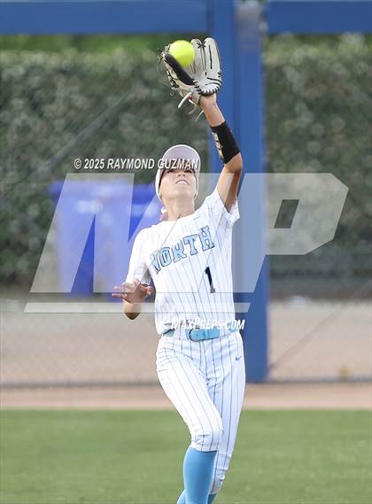 Thumbnail 2 in Buchanan vs. Clovis North (CIFCS - Division 1 Championship) photogallery.