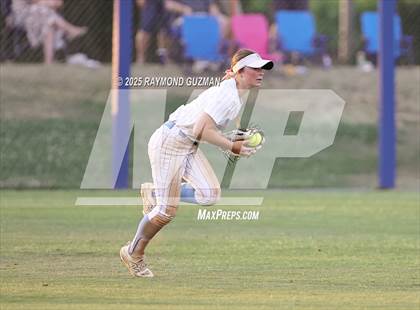 Thumbnail 3 in Buchanan vs. Clovis North (CIFCS - Division 1 Championship) photogallery.