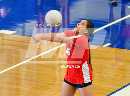 Thumbnail 3 in La Salle @ San Marino photogallery.