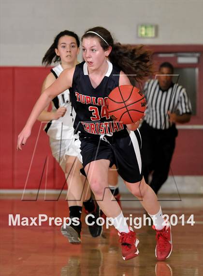 Thumbnail 2 in Turlock Christian vs. Valley Christian (CIF SJS D6 Final) photogallery.