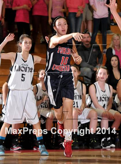 Thumbnail 3 in Turlock Christian vs. Valley Christian (CIF SJS D6 Final) photogallery.