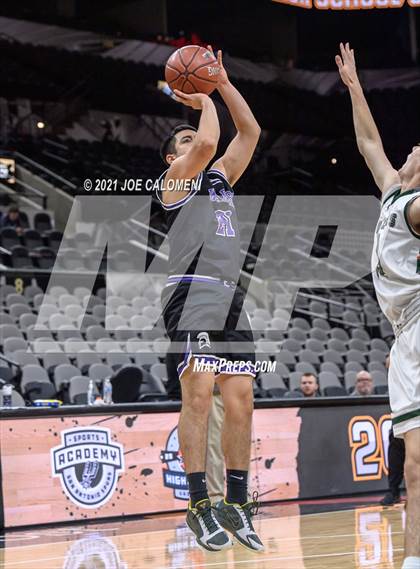 Thumbnail 2 in Reagan [Ronald] vs Warren (Spurs High School Showcase) photogallery.