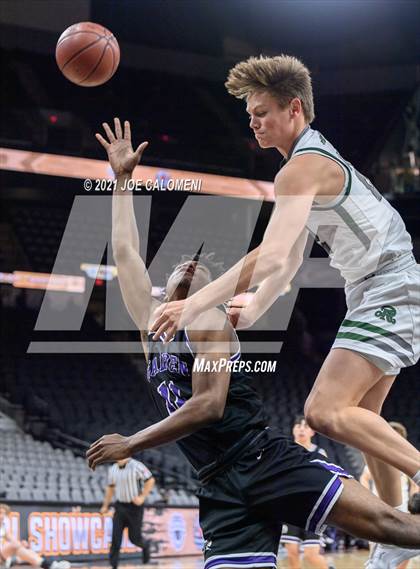 Thumbnail 3 in Reagan [Ronald] vs Warren (Spurs High School Showcase) photogallery.