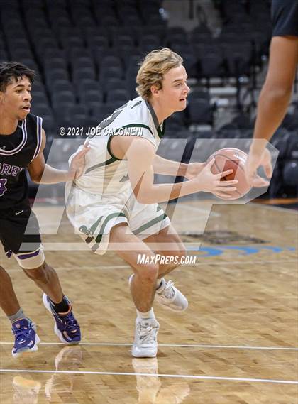 Thumbnail 1 in Reagan [Ronald] vs Warren (Spurs High School Showcase) photogallery.