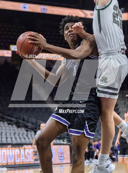 Thumbnail 1 in Reagan [Ronald] vs Warren (Spurs High School Showcase) photogallery.