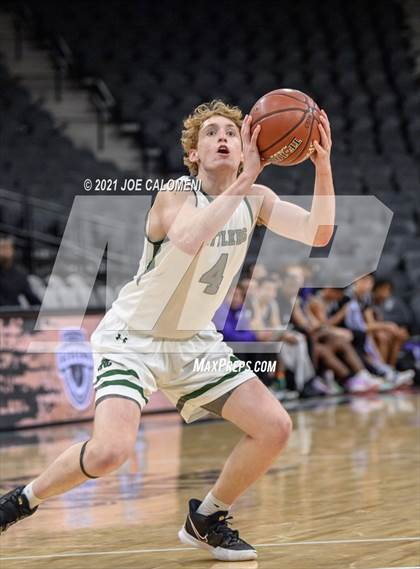 Thumbnail 2 in Reagan [Ronald] vs Warren (Spurs High School Showcase) photogallery.