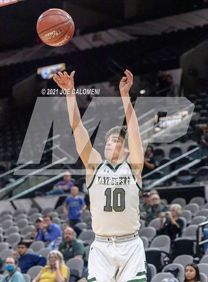Thumbnail 3 in Reagan [Ronald] vs Warren (Spurs High School Showcase) photogallery.