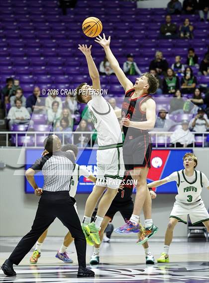 Thumbnail 2 in Provo vs Hurricane (UHSAA 4A Final) photogallery.