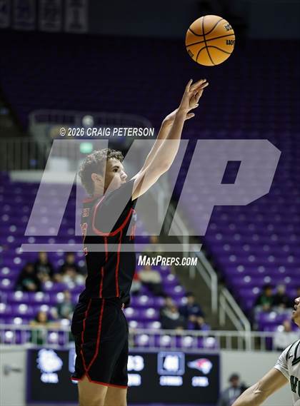 Thumbnail 1 in Provo vs Hurricane (UHSAA 4A Final) photogallery.