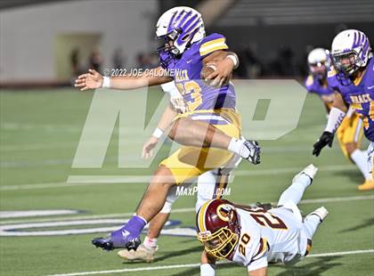 Thumbnail 2 in Brackenridge vs Harlindale photogallery.