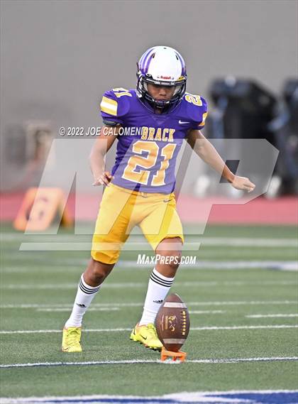 Thumbnail 3 in Brackenridge vs Harlindale photogallery.