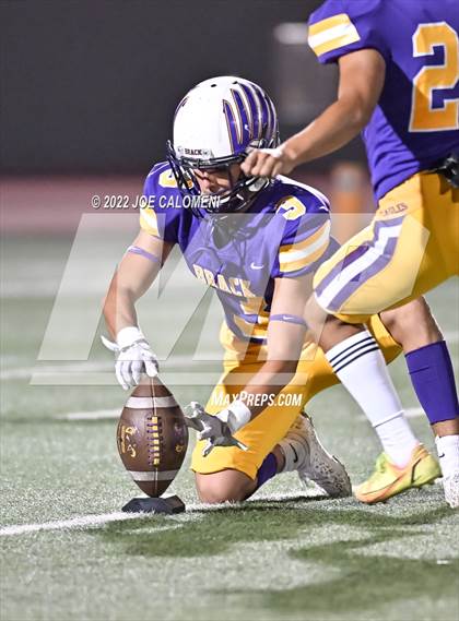 Thumbnail 3 in Brackenridge vs Harlindale photogallery.