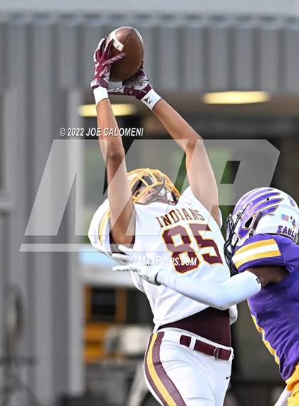 Thumbnail 2 in Brackenridge vs Harlindale photogallery.