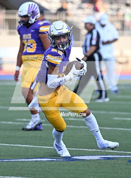 Thumbnail 3 in Brackenridge vs Harlindale photogallery.